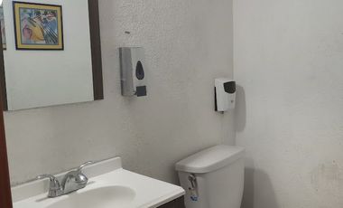 Oficinas en Bernardo Quintana. Frente nuevo HEB