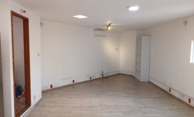 Oficinas en Bernardo Quintana. Frente nuevo HEB