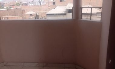 Precio de Ocasión, Departamento en 4to Piso en Zárate.