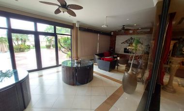 Samborondon, Venta de Hermosa Casa 5 Dorm. con Piscina