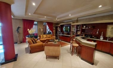 Samborondon, Venta de Hermosa Casa 5 Dorm. con Piscina