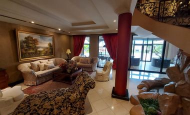 Samborondon, Venta de Hermosa Casa 5 Dorm. con Piscina