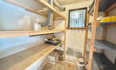 Se vende casa solida en Curicó, Rauquen. Tres piezas dos baños