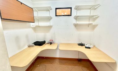 Se vende casa solida en Curicó, Rauquen. Tres piezas dos baños