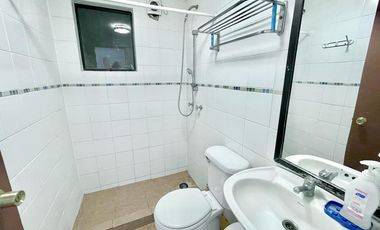 Se vende casa solida en Curicó, Rauquen. Tres piezas dos baños