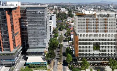 Renta de local comercial con terraza en Novena México.
