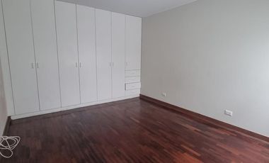 VENTA DE DEPARTAMENTO DE 140M2 EN CHACARILLA , SURCO