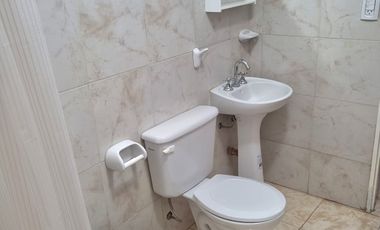 2 Departamentos + 1 cochera semicubierta (zona Shopping)