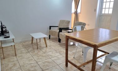 2 Departamentos + 1 cochera semicubierta (zona Shopping)