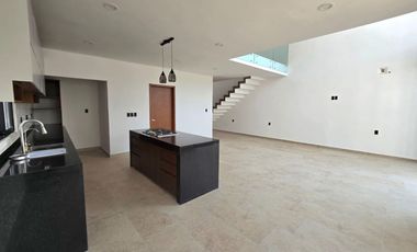 SE VENDE CASA EN Fraccionamiento Lomas de la Rioja, Veracruz, México
