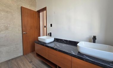 SE VENDE CASA EN Fraccionamiento Lomas de la Rioja, Veracruz, México