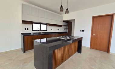 SE VENDE CASA EN Fraccionamiento Lomas de la Rioja, Veracruz, México