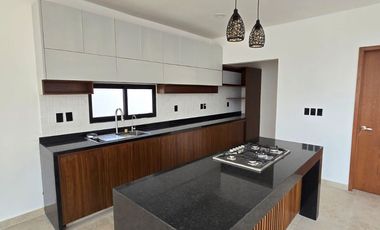 SE VENDE CASA EN Fraccionamiento Lomas de la Rioja, Veracruz, México