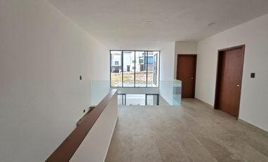 SE VENDE CASA EN Fraccionamiento Lomas de la Rioja, Veracruz, México