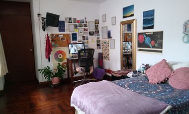 SURCO VENTA 1ER PISO (NO TIENE AIRES) 230 M2 3 DORM TERRAZA + JARDIN  + 1 COCHERA