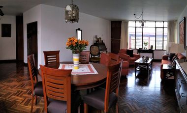 SURCO VENTA 1ER PISO (NO TIENE AIRES) 230 M2 3 DORM TERRAZA + JARDIN  + 1 COCHERA