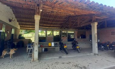 HACIENDA AGROGANADERA
