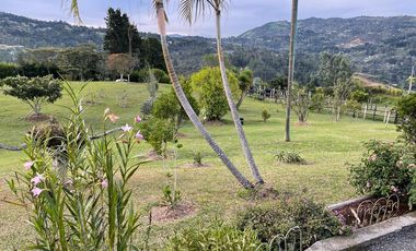 Venta hermosa finca en Guarne Vereda Batea Seca, 20.000 m2 casa de 500 m2