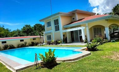 HOUSE & LOT WITH POOL