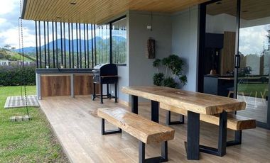 PR18127 Casa Amoblado en arriendo en el sector Carmen de Viboral