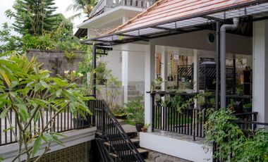 For Sale Freehold Villa at Ubud in Quiet Area and Jungle View