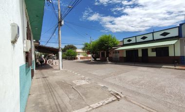 Bodega en venta 364 mts cuadrados a 2 cuadras de vía principal  en Flandes Tolima
