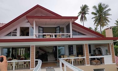 TABOGON HOUSE & LOT FULLY FURNISHED WITH SWIMMING POOL AND THE OCEAN.