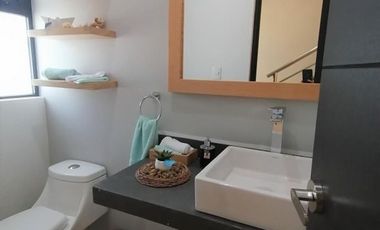 CASA EN VENTA EN PLAYA DEL CARMEN, QUINTANA ROO, OPORTUNIDAD!!!