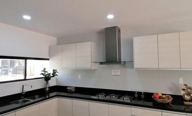 CASA EN VENTA EN PLAYA DEL CARMEN, QUINTANA ROO, OPORTUNIDAD!!!
