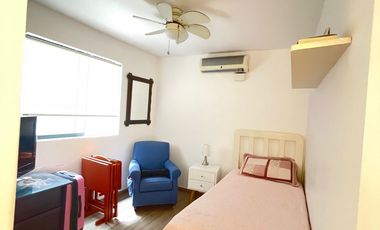 Se Vende Excelente Duplex en Chacarilla!
