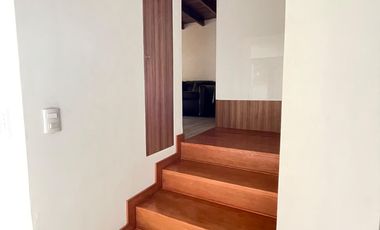 Se Vende Excelente Duplex en Chacarilla!