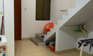 VENDO CASA DE UN PISO EN IGNACIO MERINO - PIURA