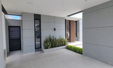 Casa Moderna en Venta – Isla Celeste, Estribor | Nuevo Samborondón