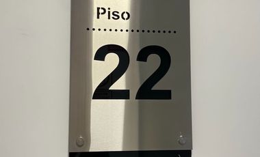 Elegante Departamento en Zona Empresarial con Conexiones Estratégicas