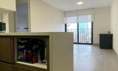 Elegante Departamento en Zona Empresarial con Conexiones Estratégicas