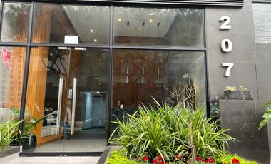 Elegante Departamento en Zona Empresarial con Conexiones Estratégicas