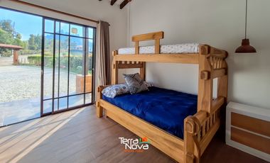 Finca en unidad cerrada con hermosa vista panorámica El Peñol