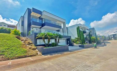CASA EN VENTA UBICADA EN RUITOQUE FLORIDABLANCA