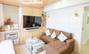 Condominium For Sale In Azure North 2-Bedroom Fully Furnished with Balcony