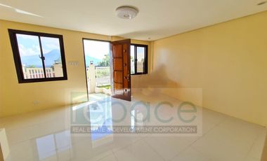 Accessible 4Bedroom House and Lot near Star Toll Tanauan Exit