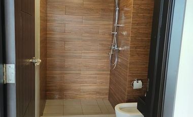 The Radiance Manila Bay Condo in Pasay Rent to own