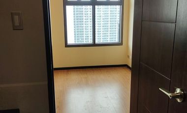 The Radiance Manila Bay Condo in Pasay Rent to own