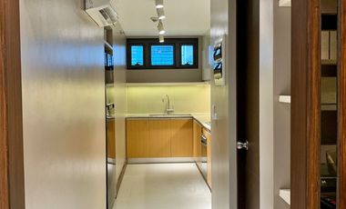 93.5sqm 2BR Unit in Uptown Ritz Residence for Rent