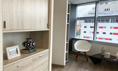 PR19004 Oficina en venta en el sector Milla de Oro
