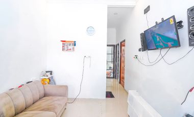 Rumah Hadap Selatan 17 Menit ke Pamulang Square Siap KPR J-37896