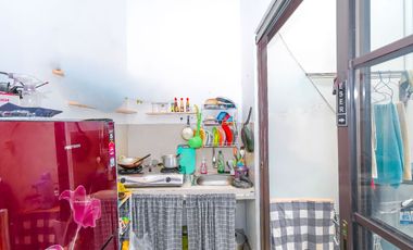 Rumah Hadap Selatan 17 Menit ke Pamulang Square Siap KPR J-37896