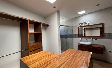 Casa en Venta en Fracc Los Sueños, Prolongación Av. Vallarta
