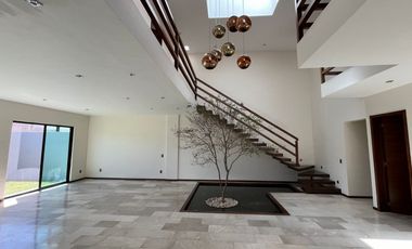 Casa en Venta en Fracc Los Sueños, Prolongación Av. Vallarta