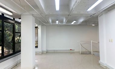 PR18570 Oficina en venta en el sector Manila