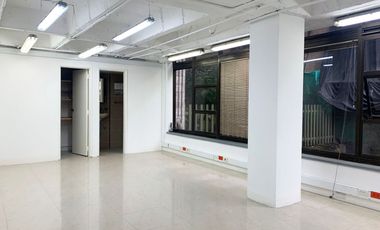 PR18570 Oficina en venta en el sector Manila